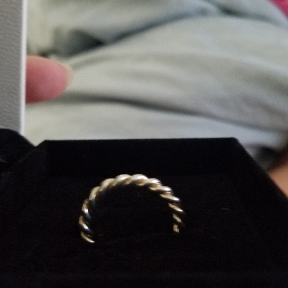 Pandora ring